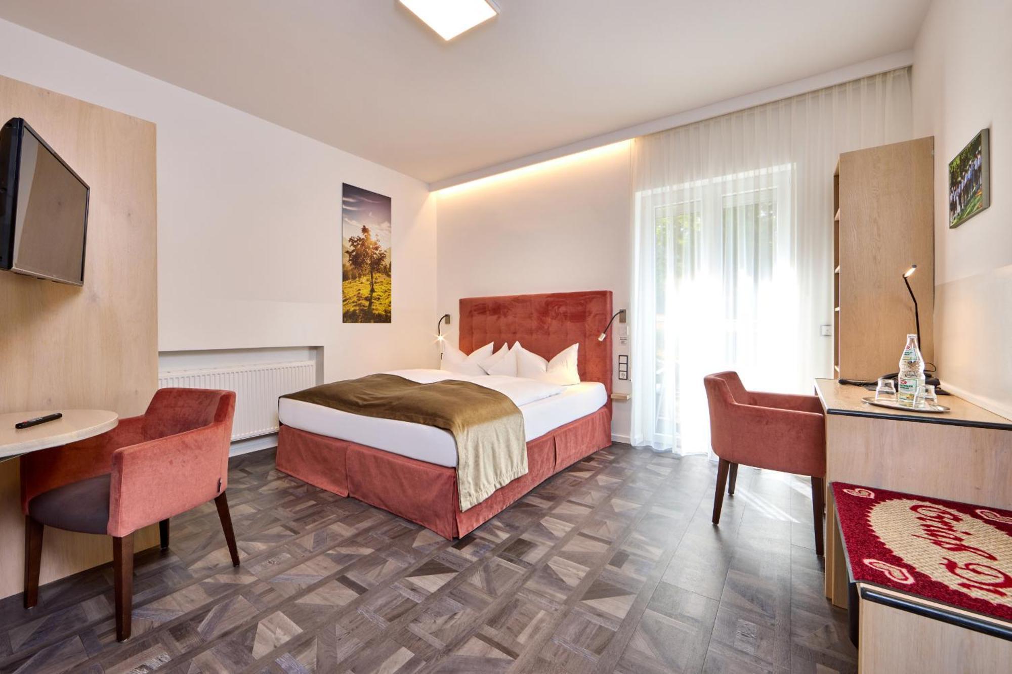 Aura-Hotel Saulgrub Екстер'єр фото