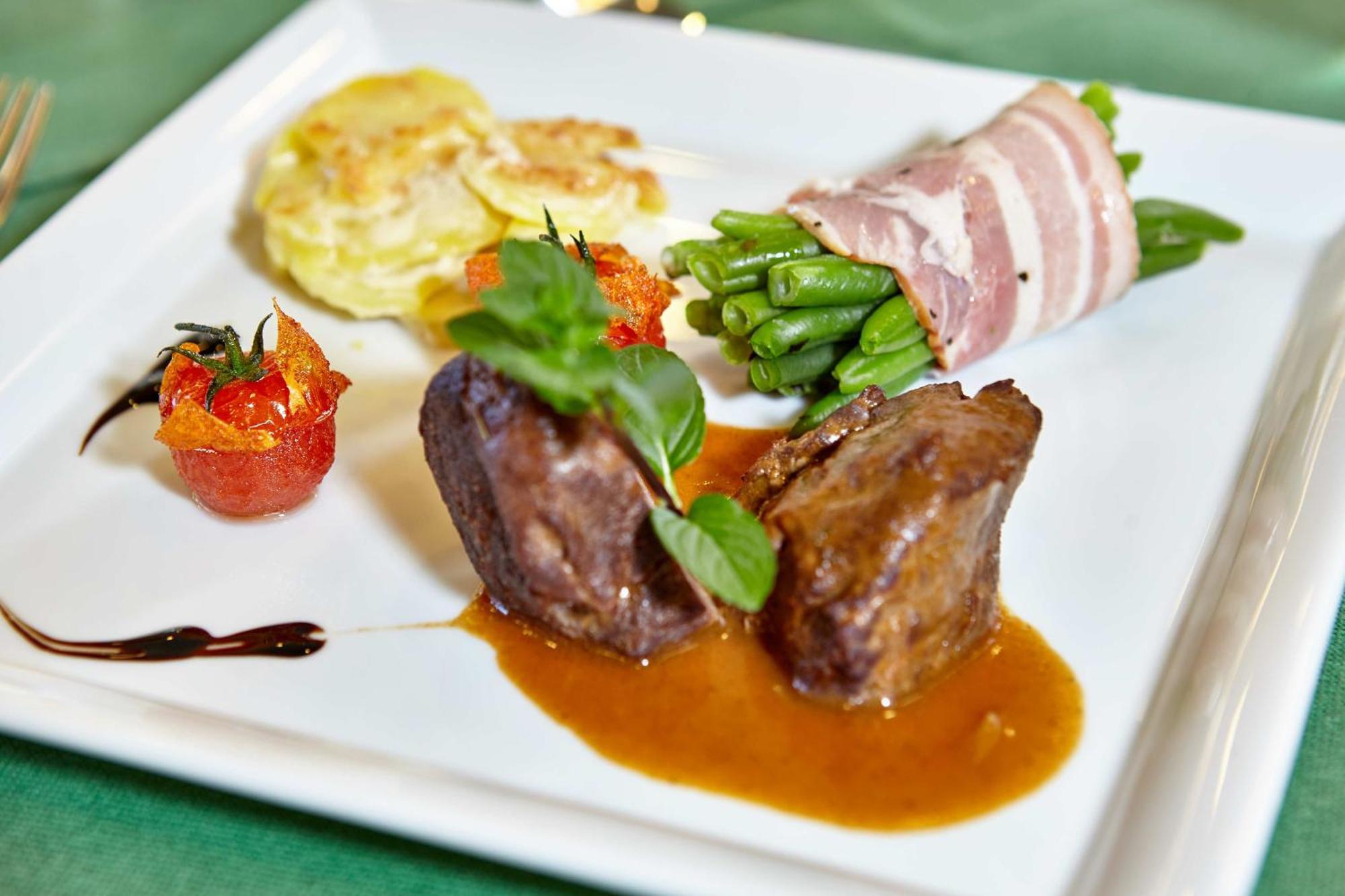 Aura-Hotel Saulgrub Екстер'єр фото